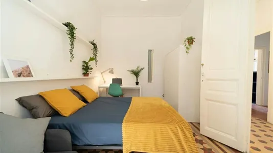 Rooms in Barcelona Eixample - photo 3