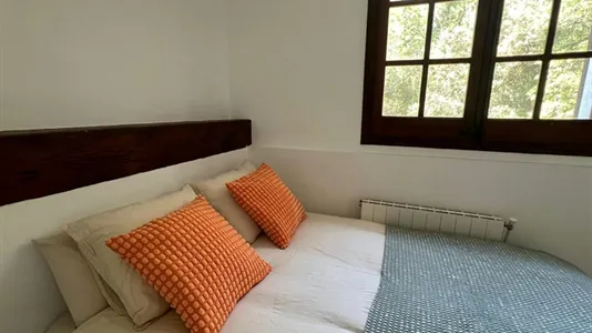Rooms in Cerdanyola del Vallès - photo 2