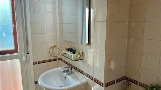 Rooms in Madrid Carabanchel - photo 6