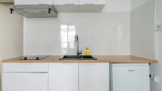 Apartments in Paris 17ème arrondissement - photo 7