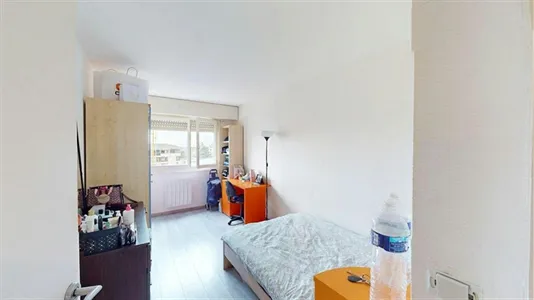 Rooms in Saint-Julien-en-Genevois - photo 6