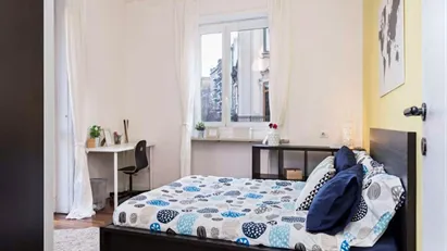 Room for rent in Milano Zona 1 - Centro storico, Milan