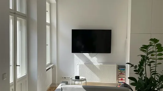 Apartments in Berlin Mitte - photo 2