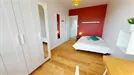 Room for rent, Lyon, Auvergne-Rhône-Alpes, &lt;span class=&quot;blurred street&quot; onclick=&quot;ProcessAdRequest(13331465)&quot;&gt;&lt;span class=&quot;hint&quot;&gt;See streetname&lt;/span&gt;[xxxxxxxxxxxxx]&lt;/span&gt;