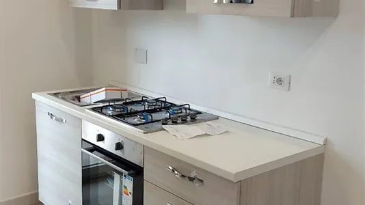 Rooms in Roma Municipio XIV – Monte Mario - photo 9