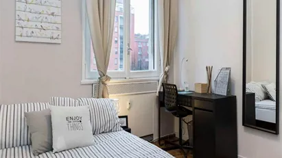 Room for rent in Milano Zona 1 - Centro storico, Milan