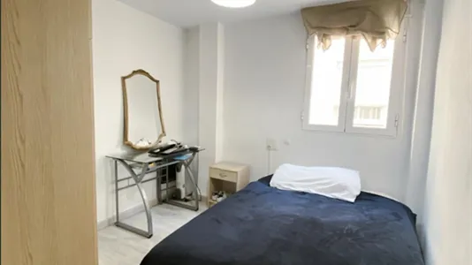 Rooms in el Camí de Vera - photo 6