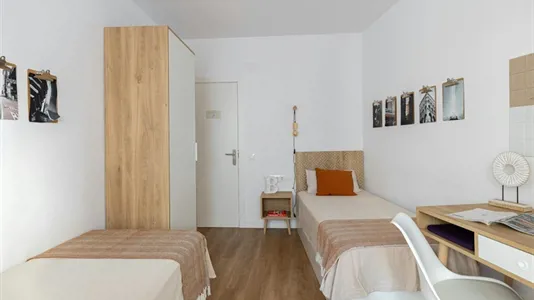 Rooms in Barcelona Eixample - photo 3