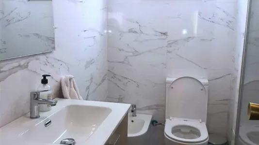 Rooms in Valencia L'Eixample - photo 8