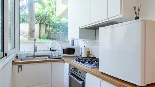 Apartments in Roma Municipio III – Monte Sacro - photo 3