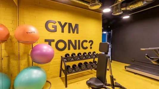 Rooms in Barcelona Sants-Montjuïc - photo 8