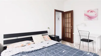 Room for rent in Milano Zona 5 - Vigentino, Chiaravalle, Gratosoglio, Milan