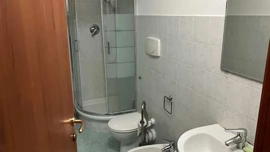 Rooms in Genoa - photo 3