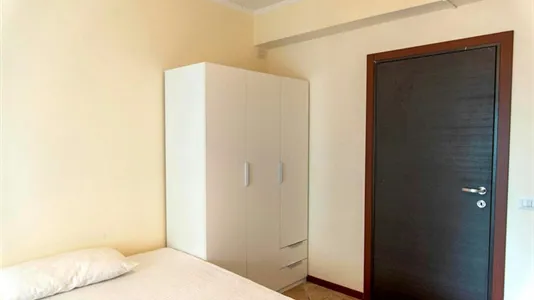 Rooms in Roma Municipio V – Prenestino/Centocelle - photo 4