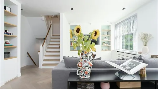 Apartments in Amsterdam Oud-Zuid - photo 2