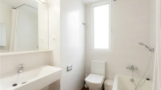 Rooms in Valencia L'Eixample - photo 7