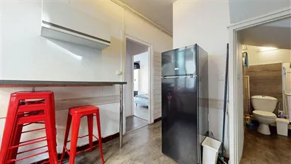 Room for rent in Grenoble, Auvergne-Rhône-Alpes