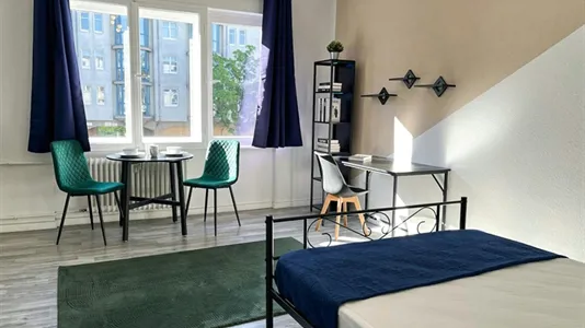 Apartments in Berlin Mitte - photo 3