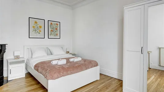 Apartments in Nanterre - photo 7