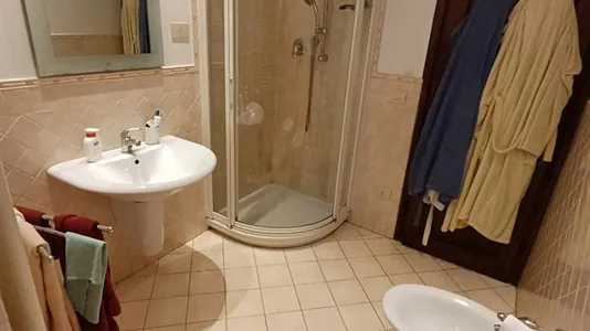 Rooms in Florence - photo 2