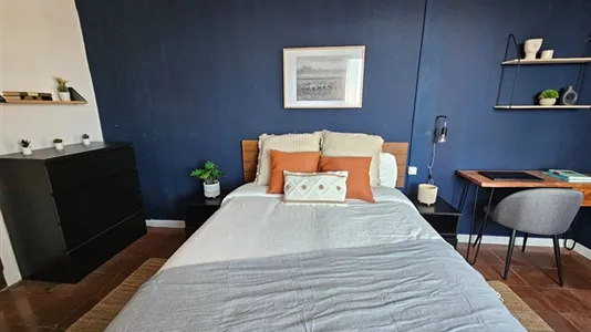 Rooms in Barcelona Eixample - photo 5