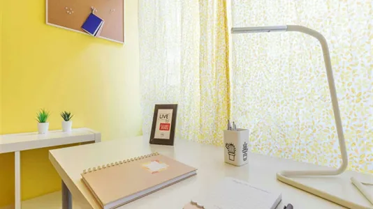 Rooms in Milano Zona 2 - Stazione Centrale, Gorla, Turro, Greco, Crescenzago - photo 10