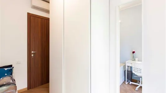 Rooms in Milano Zona 5 - Vigentino, Chiaravalle, Gratosoglio - photo 4