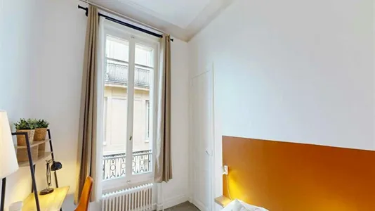 Rooms in Paris 17ème arrondissement - photo 3