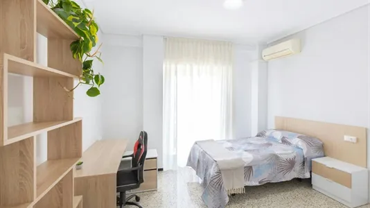 Rooms in Elche/Elx - photo 1