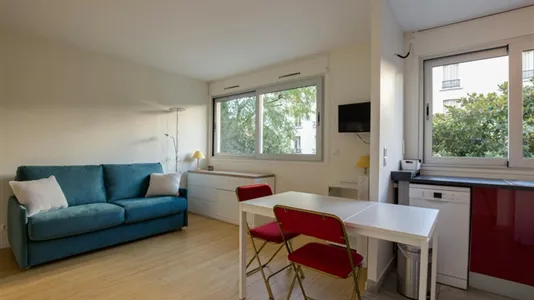 Apartments in Paris 15ème arrondissement - photo 2