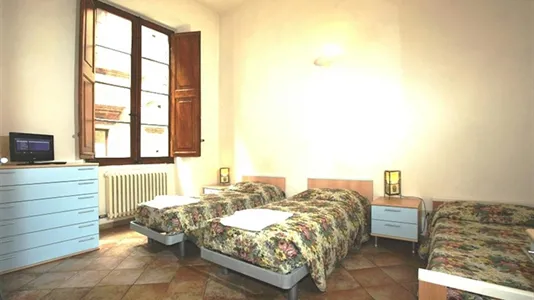 Rooms in Siena - photo 3