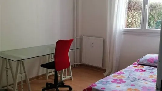 Apartments in Pontoise - photo 9