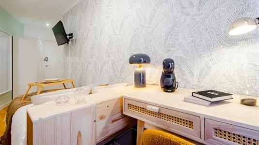 Rooms in Madrid Chamberí - photo 2