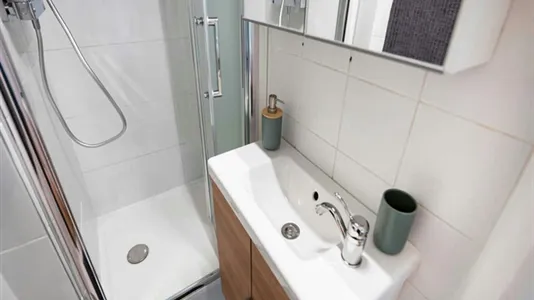 Rooms in Paris 16ème arrondissement (South) - photo 6