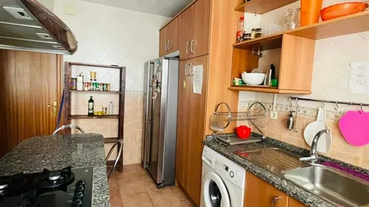 Rooms in Madrid Chamberí - photo 10