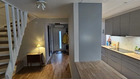 Houses in Kungälv - photo 3