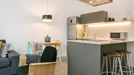 Apartments in Barcelona Eixample - photo 9