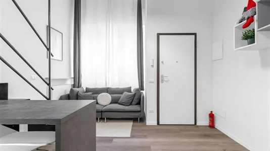 Apartments in Milano Zona 6 - Barona, Lorenteggio - photo 2