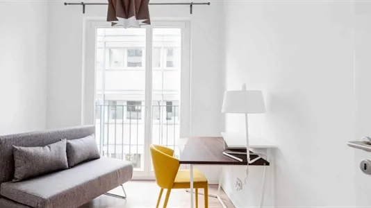 Apartments in Berlin Mitte - photo 3