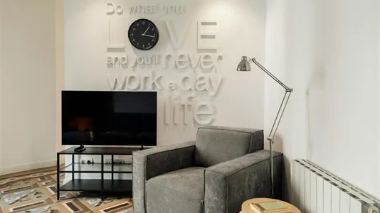 Rooms in Barcelona Eixample - photo 7