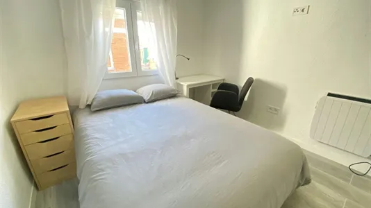 Rooms in Adaro - photo 4