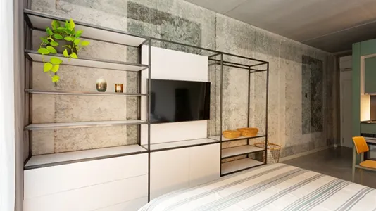 Apartments in Barcelona Eixample - photo 4