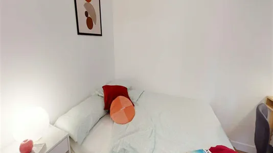 Rooms in Paris 18ème arrondissement - Montmartre - photo 2