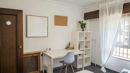 Rooms in Valencia La Zaidía - photo 9