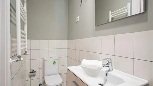 Rooms in Madrid Chamberí - photo 10