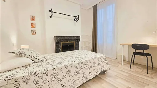 Rooms in Madrid Centro - photo 3