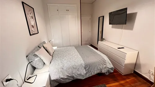 Rooms in Bilbao - photo 4