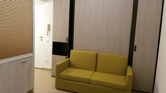 Apartments in Roma Municipio VIII – Appia Antica - photo 4