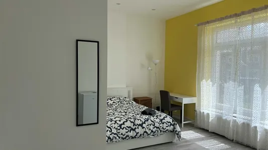 Rooms in Charleroi - photo 4