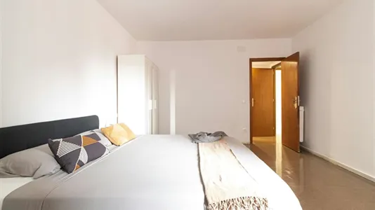 Rooms in Barcelona Eixample - photo 4
